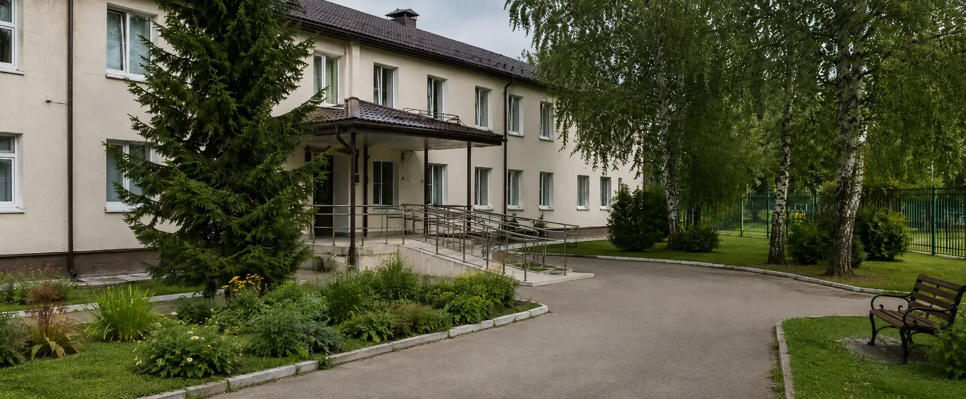 пансионат для пожилых в экстерьере